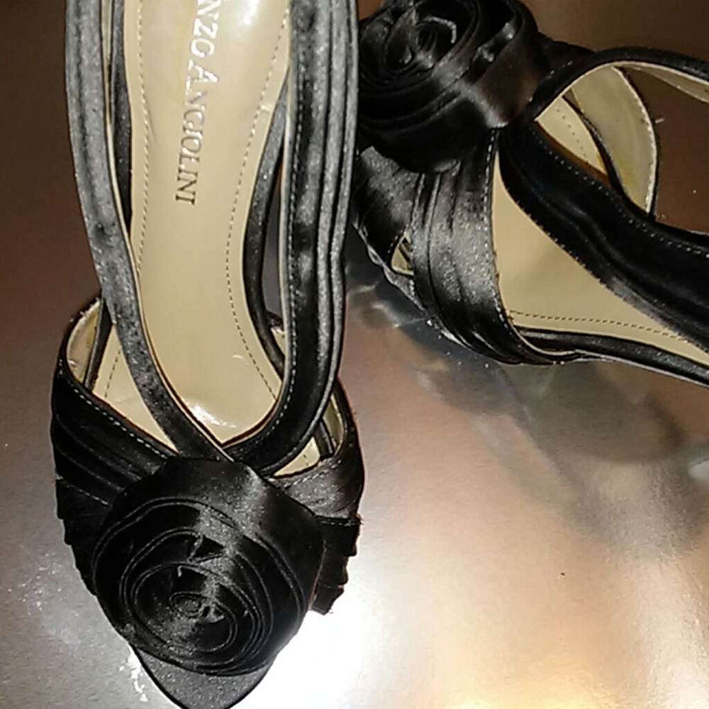 Dark Grey Glitter ENZO ANGIOLINI Heels Size 6 - Picture 6 of 8